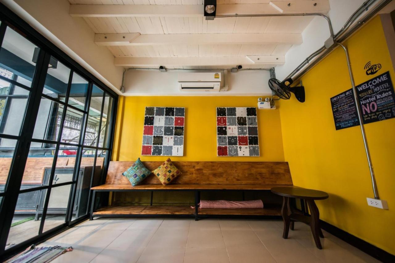 4Share Hostel (Adults Only) Бангкок Экстерьер фото